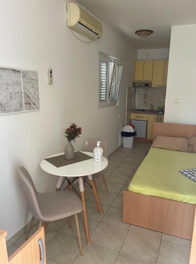 Apartments Sveti Stefan-Marko Екстер'єр фото